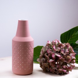 Porcelain vase - Powdery pink - Atelier bog - Brice Corbizet - Photo © Brice Corbizet