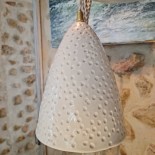 Lampe baladeuse gros pois Domnine, fil tressé écru - grande email - Myriam AIT AMAR - Photo ©GARANCE CASSIEN